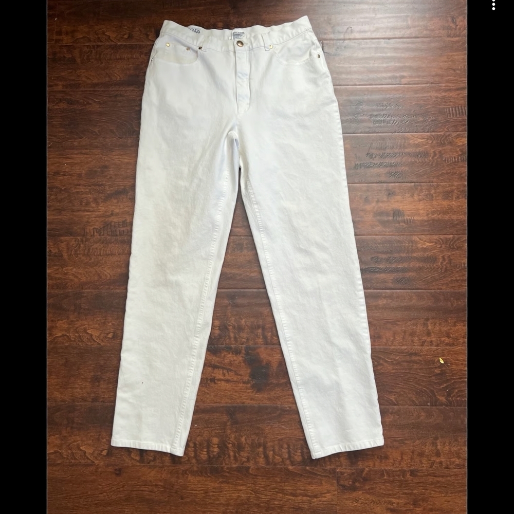 Escada High Rise White Jeans - Picture 3 of 12